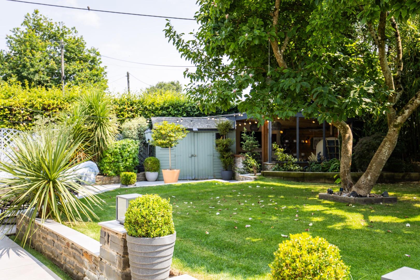 Foxleigh House, Trerhyngyll, Nr Cowbridge, Vale Of Glamorgan, CF71 7TN